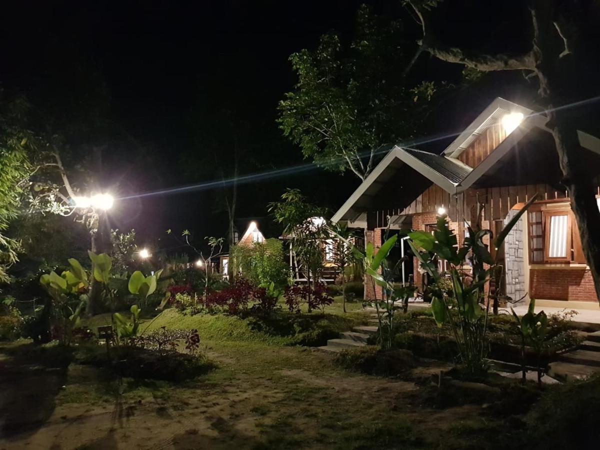 Canyon Jungle Stay Bukittinggi Kültér fotó