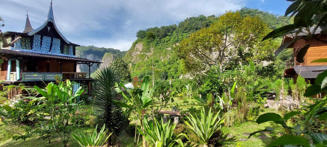 Canyon Jungle Stay Bukittinggi Kültér fotó